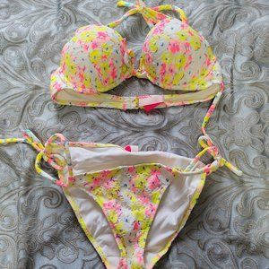 Victoria Secret 34a /small bikini